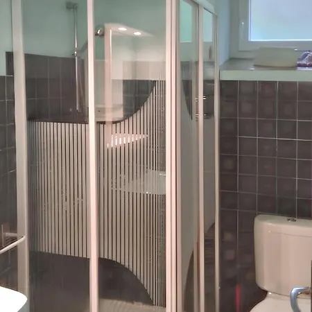 à - 30 M² - Vue Sur La Montagne Apartamento *